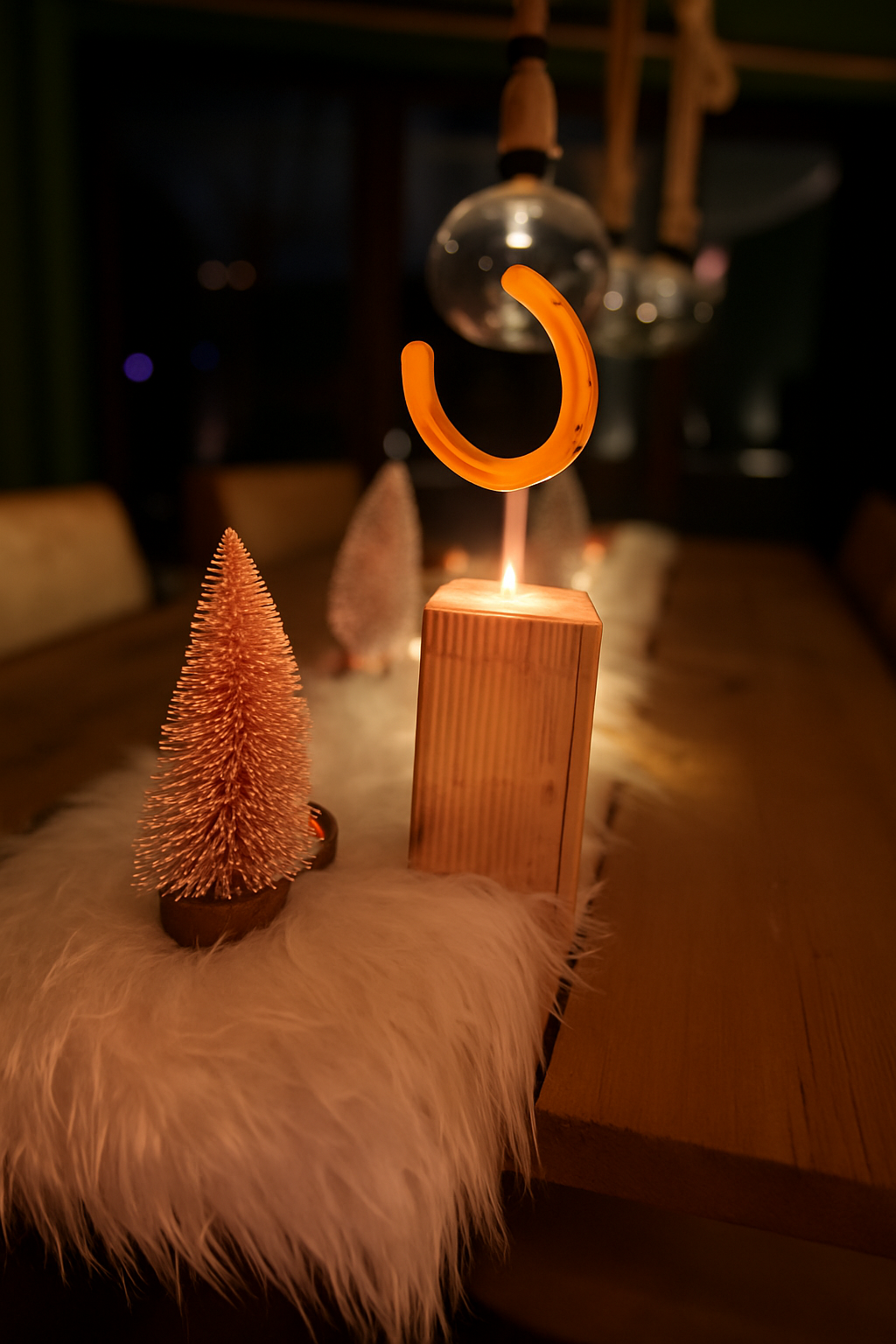 Hufeisen - Original auf Holzblock mit individueller Wunschgravur auf Hufeisen & Holzblock ! - Handmade - jedes Stück ein Unikat ! DIE pferdige Geschenkidee ! (Versandkostenfrei!)