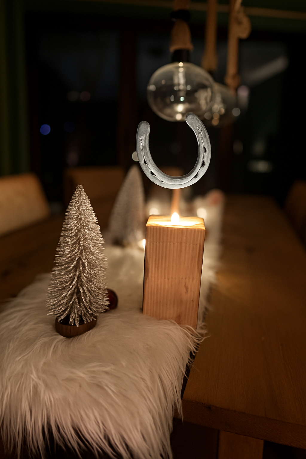 Hufeisen - Original auf Holzblock mit individueller Wunschgravur auf Hufeisen & Holzblock ! - Handmade - jedes Stück ein Unikat ! DIE pferdige Geschenkidee ! (Versandkostenfrei!)