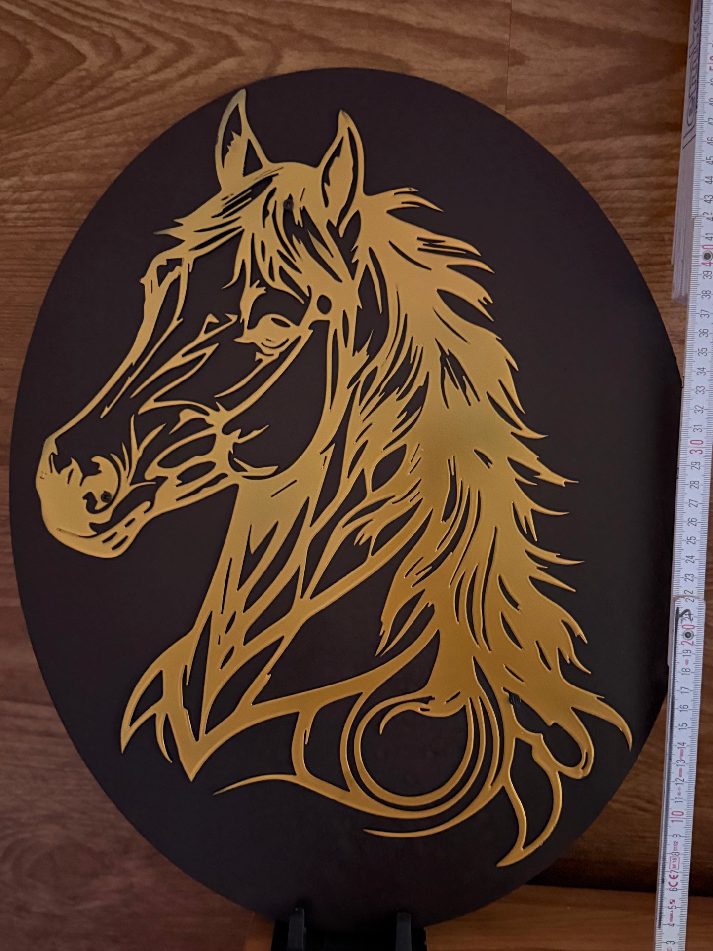 Pferdekopf aus Metall auf Holz mit Namensschild aus Metall inkl. Herz (ca. 40x38cm) - Handmade - DIE pferdige Geschenkidee ! (Versandkostenfrei!)